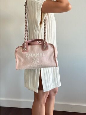 CHANEL Deauville bowling Pink Canvas and Leather Chain-Handle Shoulder Bag